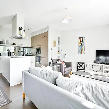 Ferienwohnung Guestready - Charming Retreat In Kennington London Exterior foto